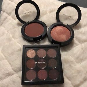Mac eyeshadow & blush